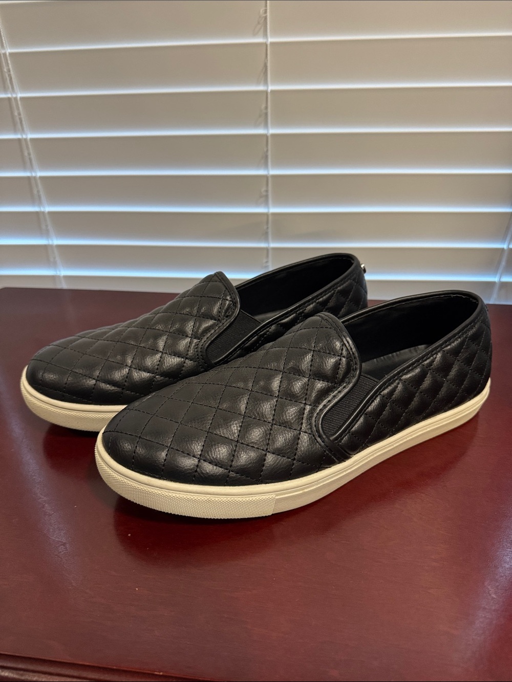 Steve Madden Black Quilted Slip-On Sneakers with White Sole, womens sz 11